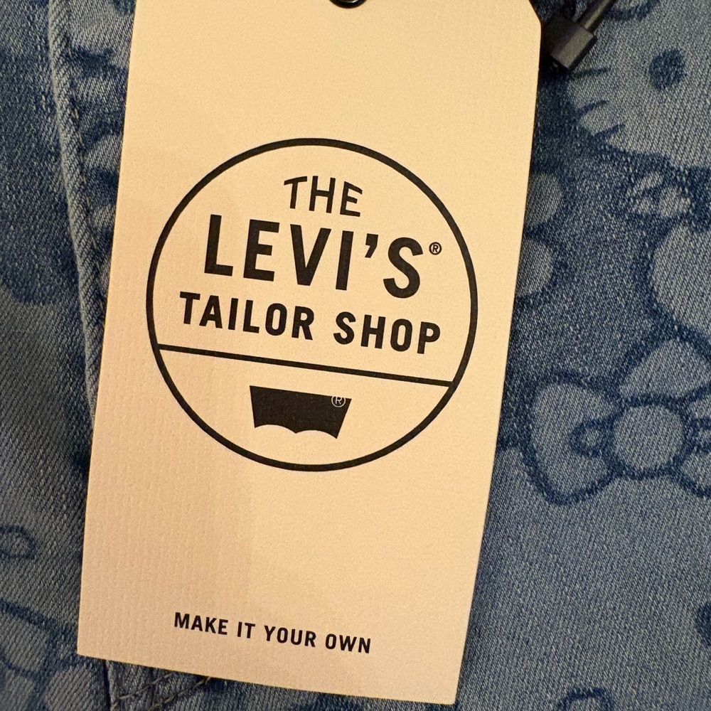 NWT Levi's Custom Hello Kitty Jeans - Picture 3 of 7